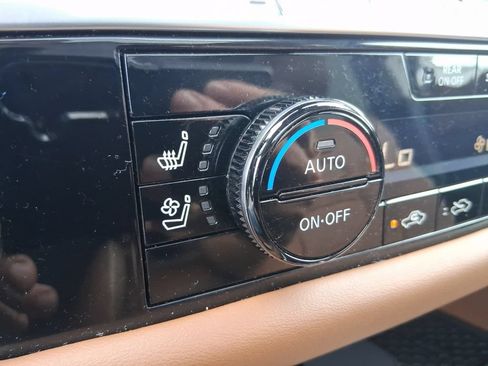 Used 2026 Nissan Pathfinder Platinum w/ Cargo Package FWD image 30