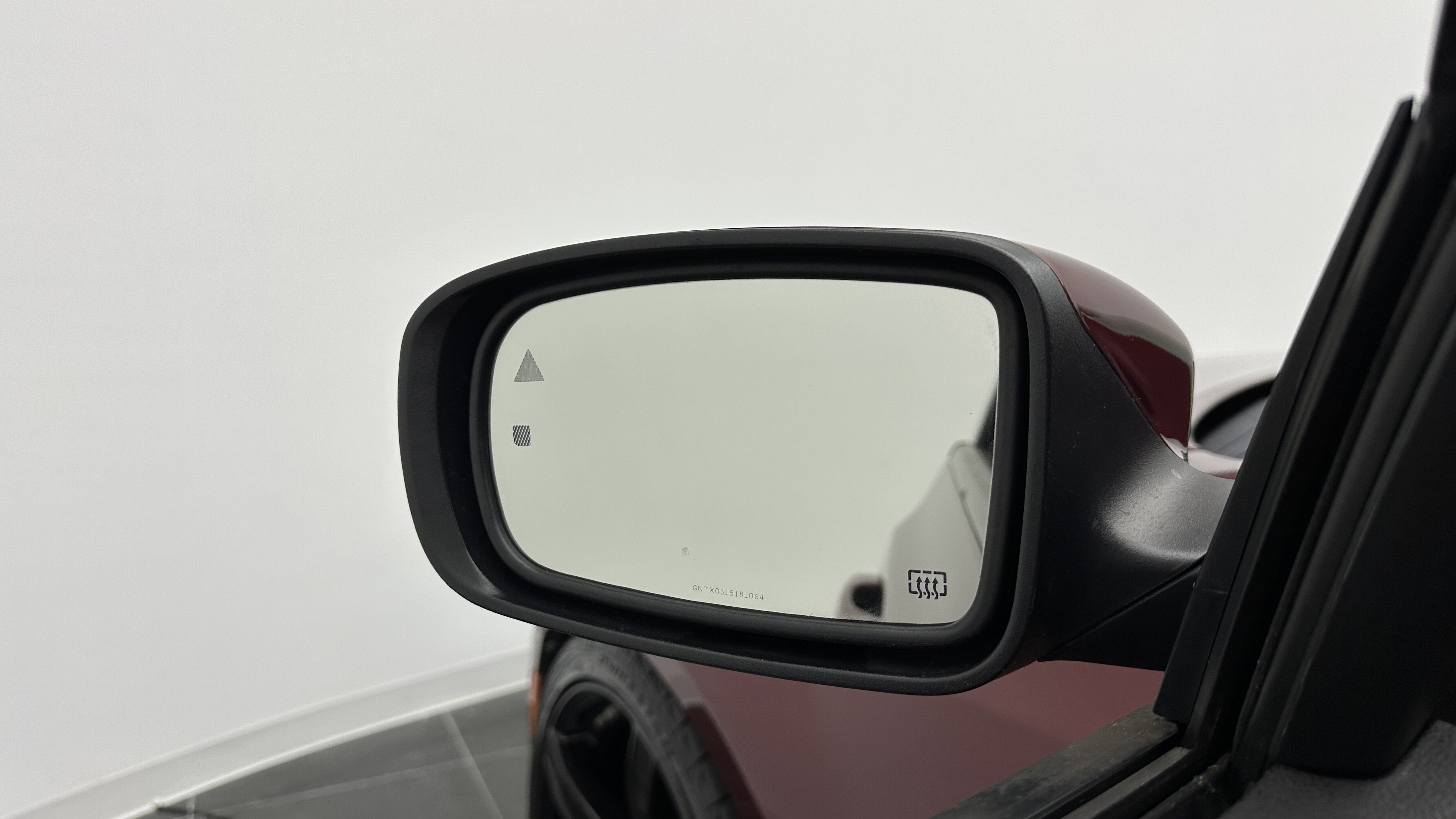 Used 2018 Chrysler 300 S w/ 300S Premium Group RWD image 18