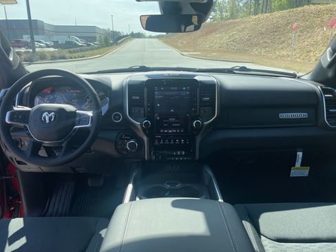 New 2026 RAM 1500 4x4 Crew Cab image 22