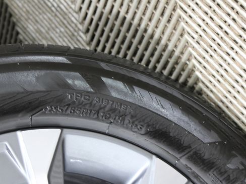 Used 2025 Chevrolet Equinox LT image 33