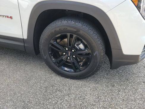 Used 2022 GMC Terrain AT4 w/ Tech Package AWD/4WD image 5