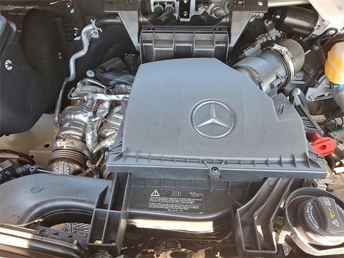 Used 2025 Mercedes-Benz Sprinter 2500 image 25