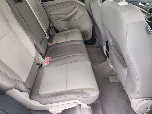 Used 2016 Ford Escape SE w/ Equipment Group 201A FWD image 32