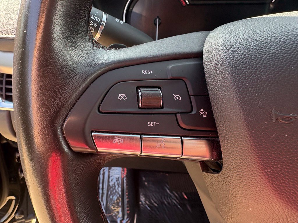 Used 2023 Cadillac XT4 Premium Luxury AWD/4WD image 19