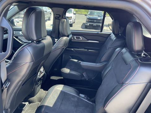 Certified 2025 Ford Explorer ST w/ Sun And Sound Package AWD/4WD image 11