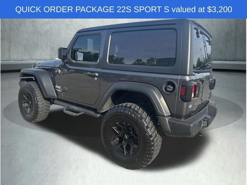 Used 2020 Jeep Wrangler Sport AWD/4WD image 4