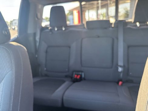 Used 2019 GMC Sierra 1500 SLE w/ SLE Value Package AWD/4WD image 13