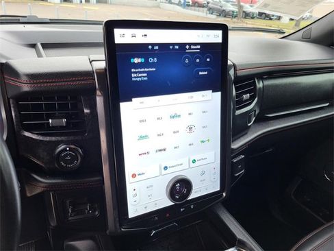 Used 2024 Ford Expedition Max Limited image 6