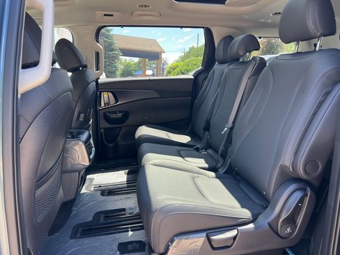 New 2026 Kia Carnival SX Prestige image 13