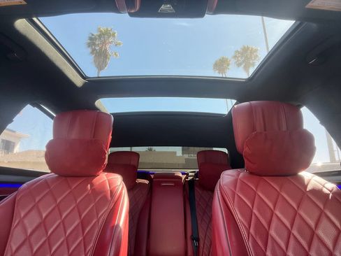 Used 2022 Mercedes-Benz S 500 4MATIC image 25