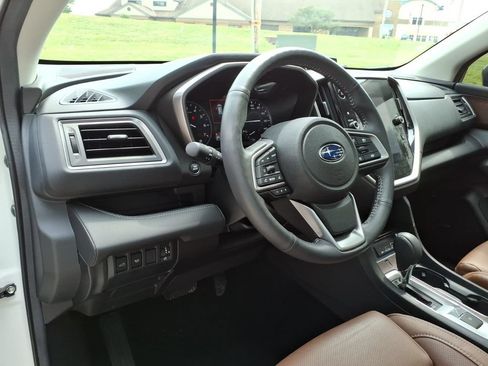 Used 2024 Subaru Ascent Touring AWD/4WD image 14