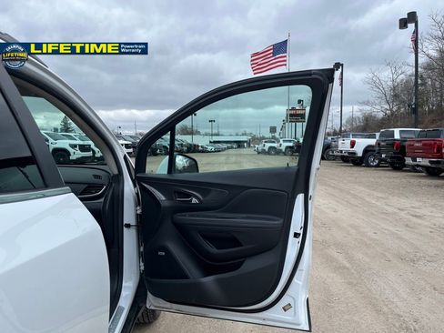 Used 2017 Buick Encore Premium image 35