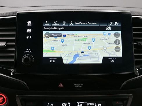 Used 2023 Honda Passport TrailSport image 11