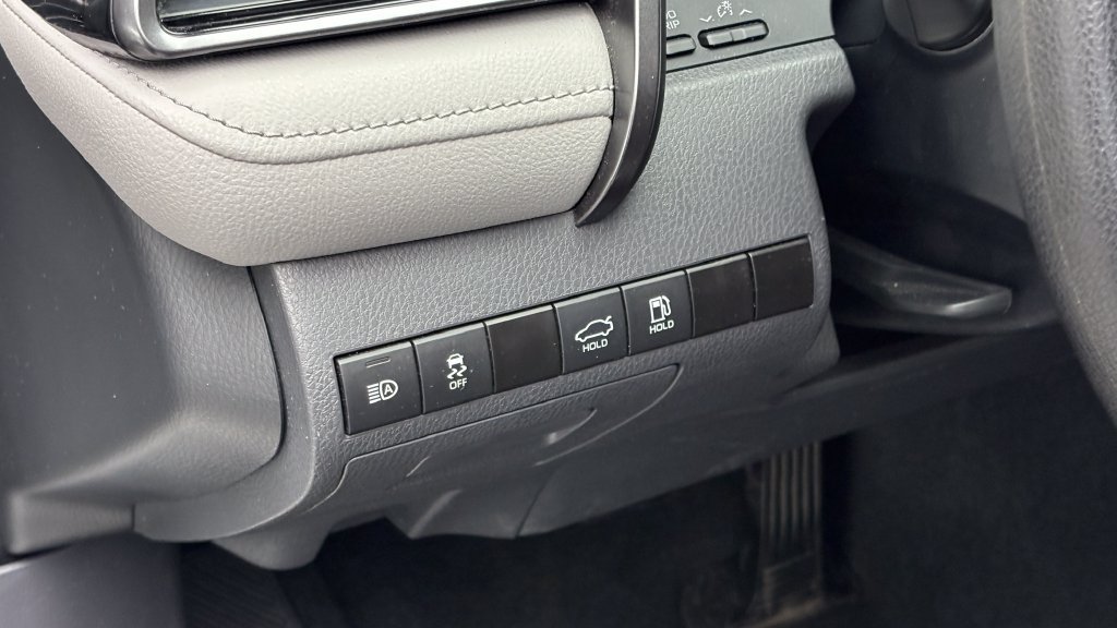 Certified 2023 Toyota Camry LE AWD/4WD image 18