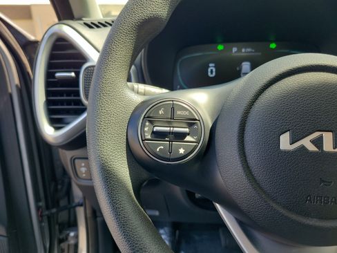 Used 2024 Kia Soul LX w/ Option Group 015 image 22