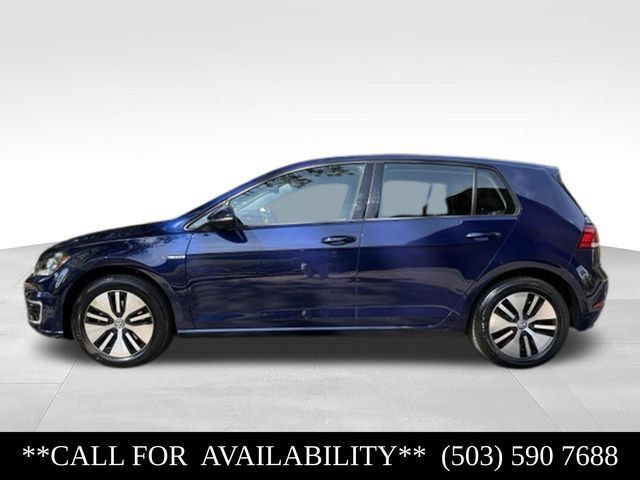 Used 2019 Volkswagen e-Golf SE FWD image 2