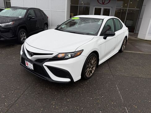 Certified 2024 Toyota Camry SE image 2