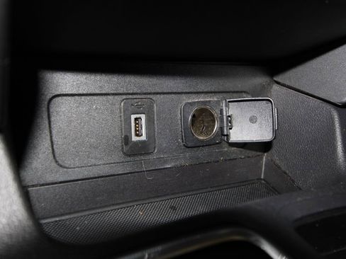 Used 2018 Ford Escape SE image 16