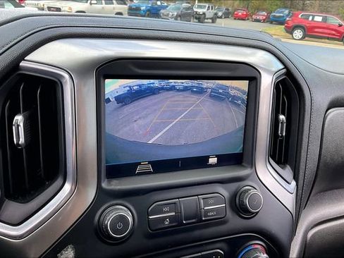 Used 2021 Chevrolet Silverado 1500 RST image 11