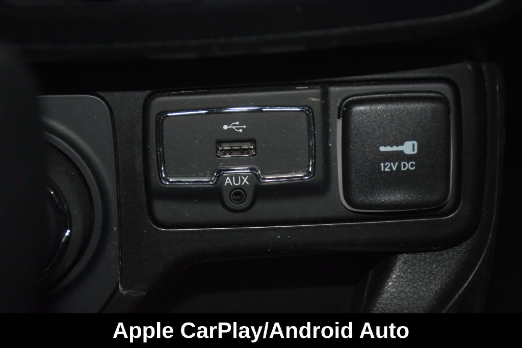 Used 2023 Jeep Renegade Limited w/ Sun/Sound Group AWD/4WD image 24