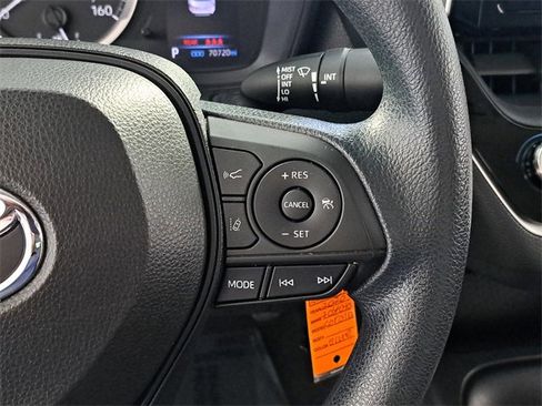Used 2020 Toyota Corolla LE image 25