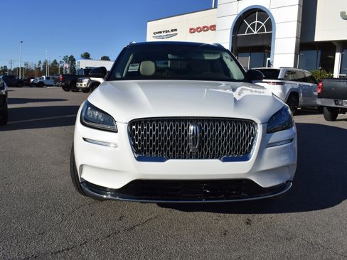 Used 2020 Lincoln Corsair Reserve w/ Elements Package image 4