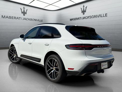 Used 2024 Porsche Macan AWD/4WD image 3