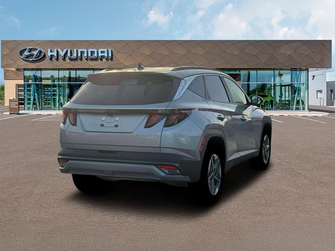 New 2026 Hyundai Tucson SEL w/ Tow & Go Package AWD/4WD image 7