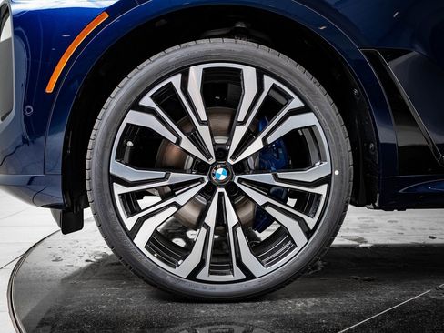New 2026 BMW X7 xDrive40i w/ M Sport Package image 13