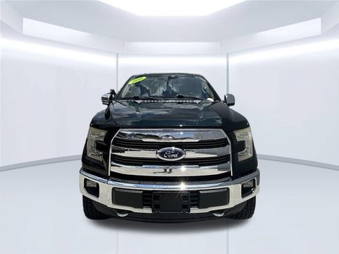 Used 2016 Ford F150 Lariat w/ Equipment Group 502A Luxury AWD/4WD image 2