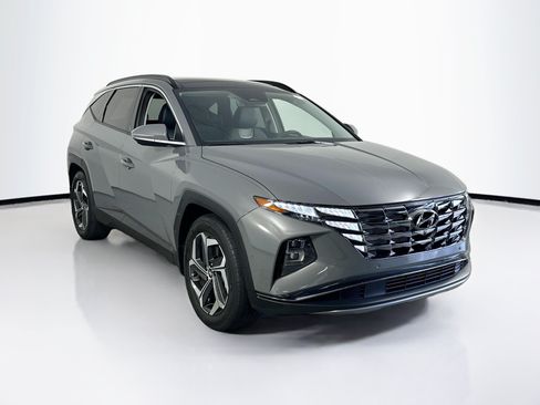 Used 2024 Hyundai Tucson Limited FWD image 3
