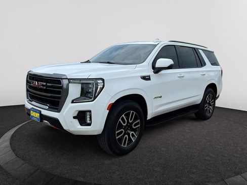 Used 2023 GMC Yukon AT4 w/ Technology Package AWD/4WD image 2