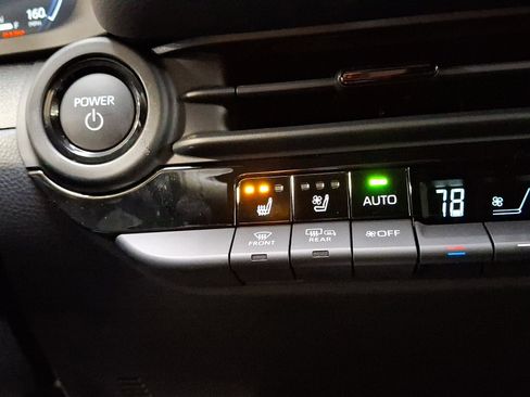 New 2025 Toyota Crown Signia image 15