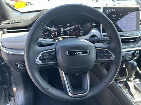 Used 2023 Jeep Compass Limited w/ Elite Group AWD/4WD image 13