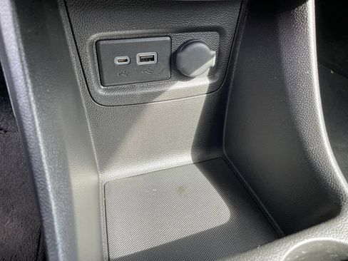 Used 2022 Chevrolet Spark LT FWD image 18