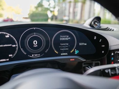 Used 2020 Porsche Taycan Turbo S AWD/4WD image 36