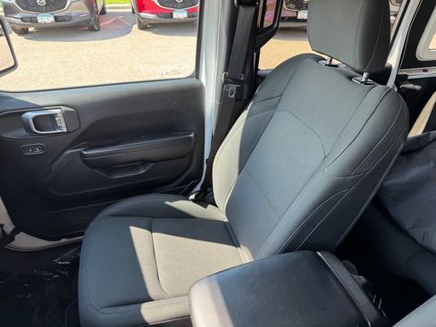 Used 2020 Jeep Wrangler Unlimited Sport AWD/4WD image 16