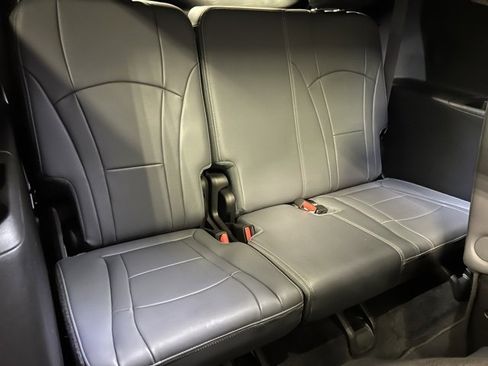 Used 2023 Buick Enclave Essence w/ Experience Buick Package image 25