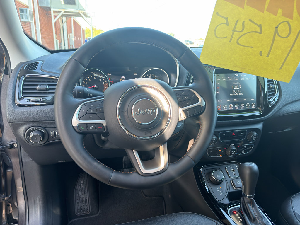 Used 2019 Jeep Compass Limited AWD/4WD image 11
