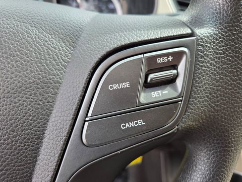 Used 2018 Hyundai Santa Fe Sport image 25