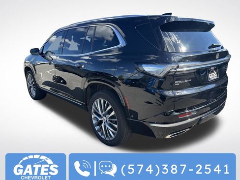 Used 2025 Buick Enclave Avenir w/ Super Cruise Package AWD/4WD image 7