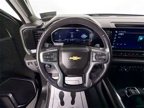 Used 2023 Chevrolet Silverado 1500 LT w/ Convenience Package II image 11