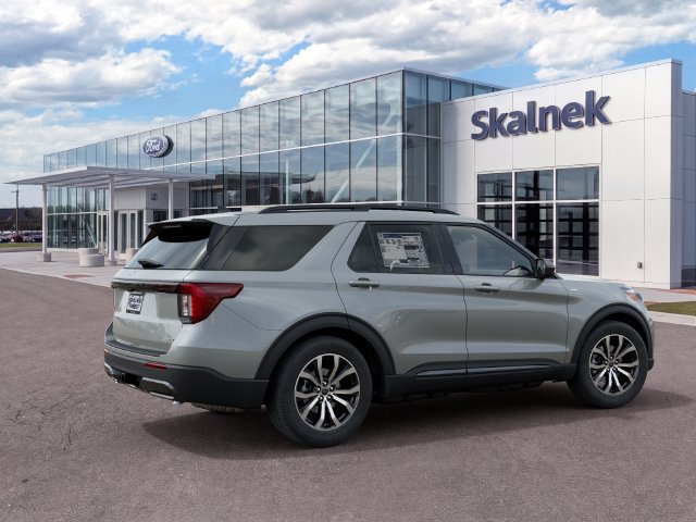 New 2027 Ford Explorer ST-Line AWD/4WD image 6