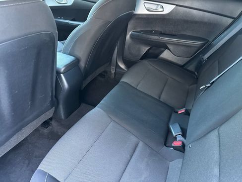 Used 2024 Kia Forte LX FWD image 12