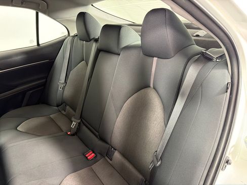 Used 2023 Toyota Camry LE AWD/4WD image 18