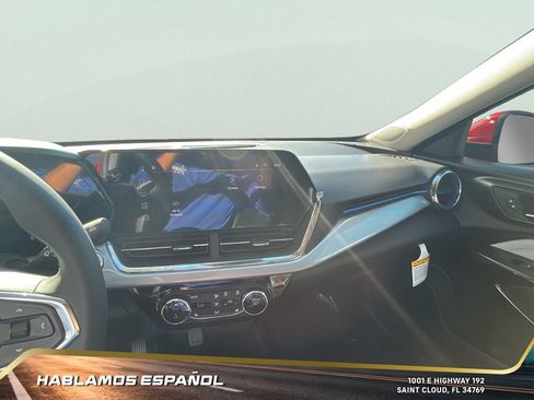 New 2026 Chevrolet Trax LT w/ Driver Confidence Package image 18