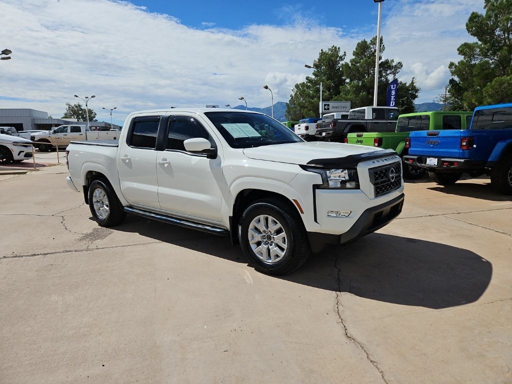 Used 2024 Nissan Frontier SV w/ SV Convenience Package RWD image 5