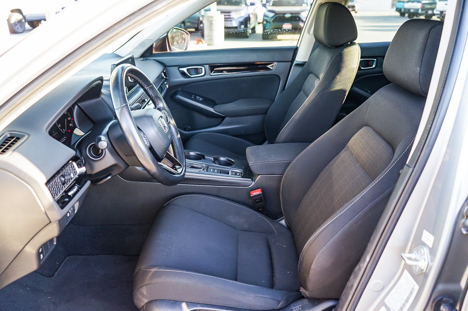 Used 2022 Honda Civic EX image 19