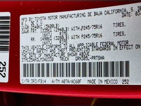 Used 2020 Toyota Tacoma SR image 29