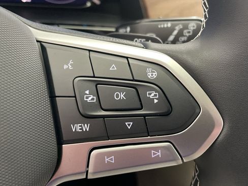 New 2026 Volkswagen Atlas SE FWD image 18